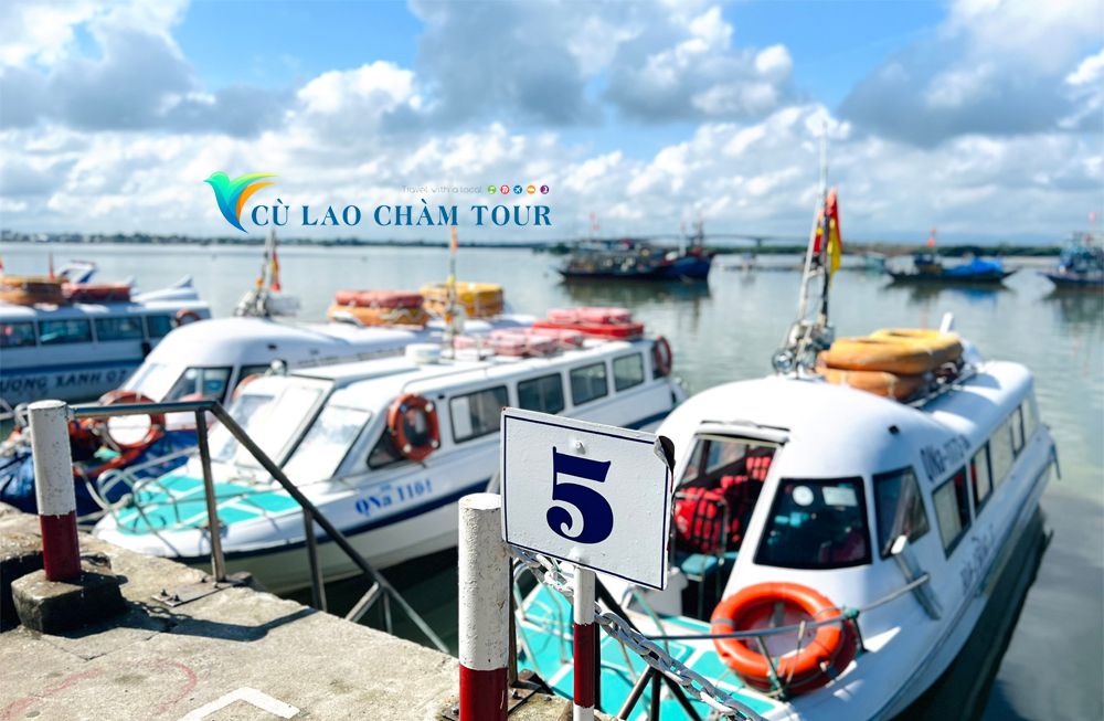 Speed Boat to Cham Islands Hoi An