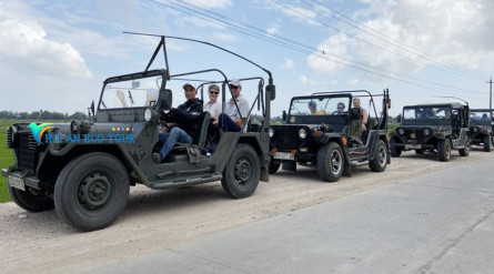 Tour Xe Jeep Hội An – Ngũ Hành Sơn – Bán Đảo Sơn Trà – Đà Nẵng Giá Rẻ Hàng Ngày