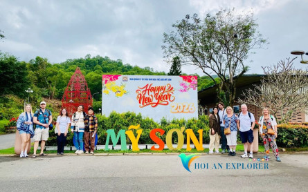 Ăn gì ở Mỹ Sơn? Giải mã thực đơn tour khám phá Thánh địa 