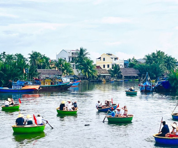 Rung Dua Bay Mau Hoi An