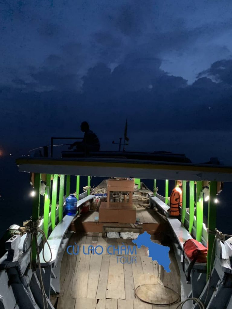 Câu mực đêm Cù Lao Chàm